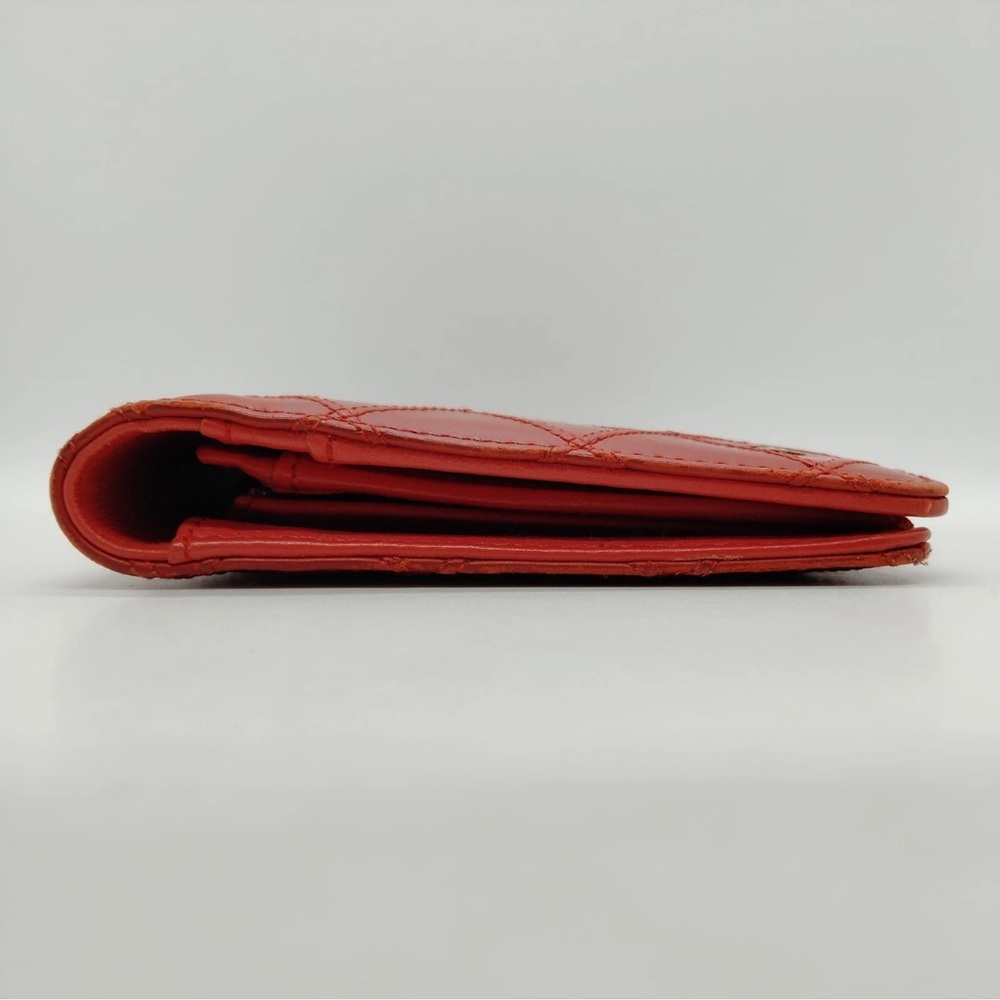 Channel Red Long Wallet - Picture 9 of 16